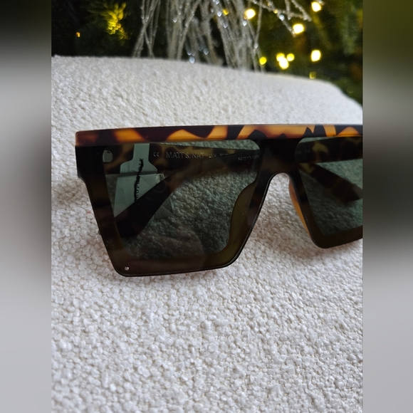 NWT! Matt & Nat, Lyn Square Sunglasses Brown Tortoise/Green Tonal Lens - Picture 5 of 7